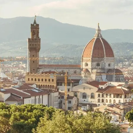 Sant'Antonino Central Rooms Bed and Breakfast